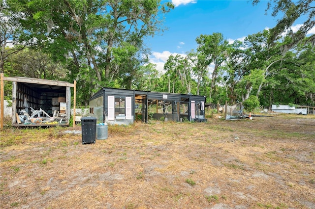 36601 Roberts Rd, Dade City, FL 33525 - view of yard with an outbuilding
