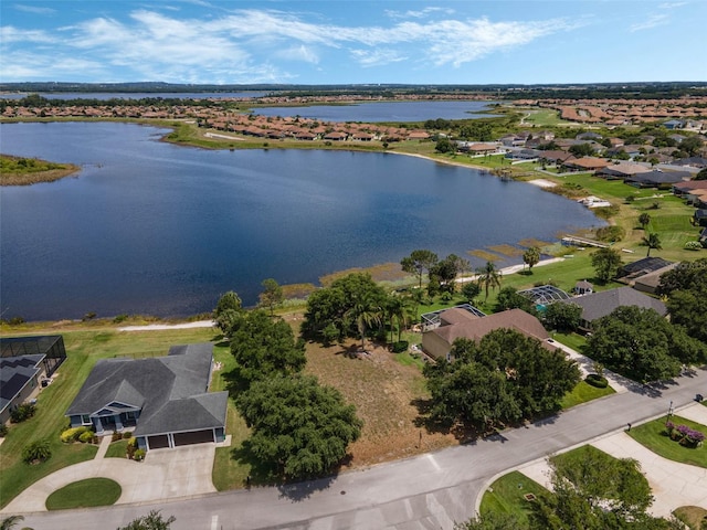 634 Hart Lake Dr, Winter Haven, FL 33884