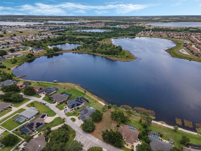 634 Hart Lake Dr, Winter Haven, FL 33884