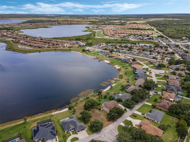 634 Hart Lake Dr, Winter Haven, FL 33884