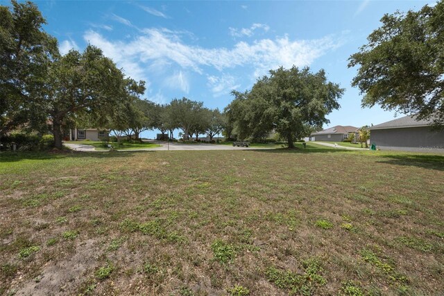 634 Hart Lake Dr, Winter Haven, FL 33884
