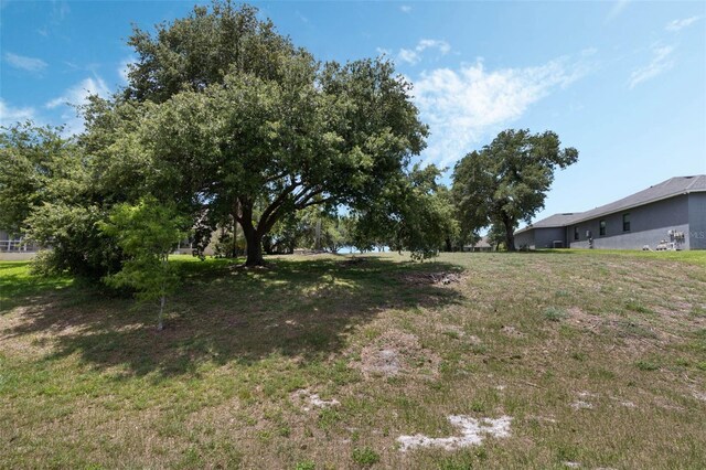 634 Hart Lake Dr, Winter Haven, FL 33884