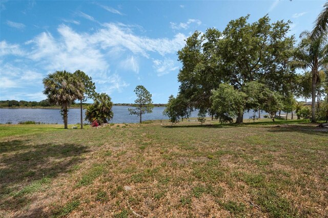 634 Hart Lake Dr, Winter Haven, FL 33884