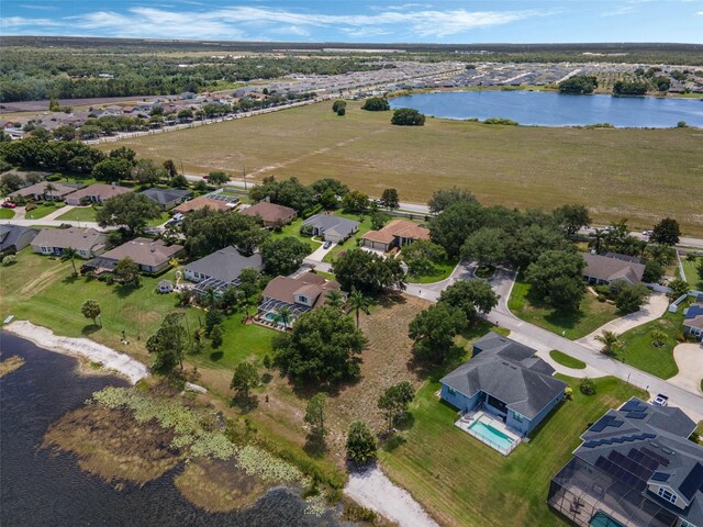 634 Hart Lake Dr, Winter Haven, FL 33884