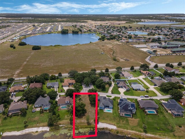 634 Hart Lake Dr, Winter Haven, FL 33884