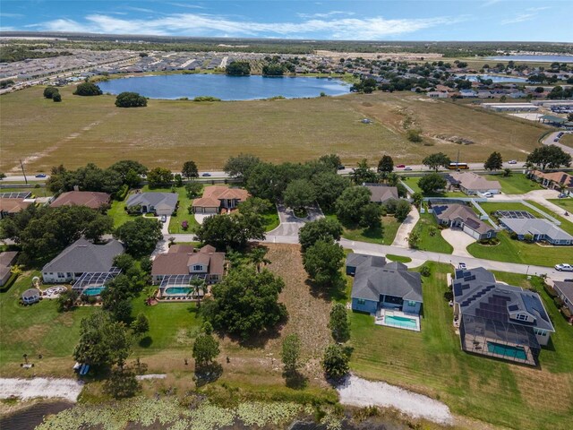 634 Hart Lake Dr, Winter Haven, FL 33884