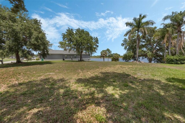 634 Hart Lake Dr, Winter Haven, FL 33884