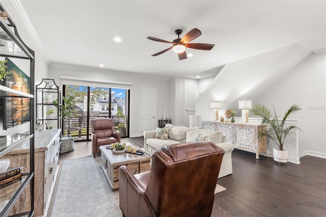 living room featuring crown molding, ceiling fan, recessed lighting, baseboards, and wood finished floors