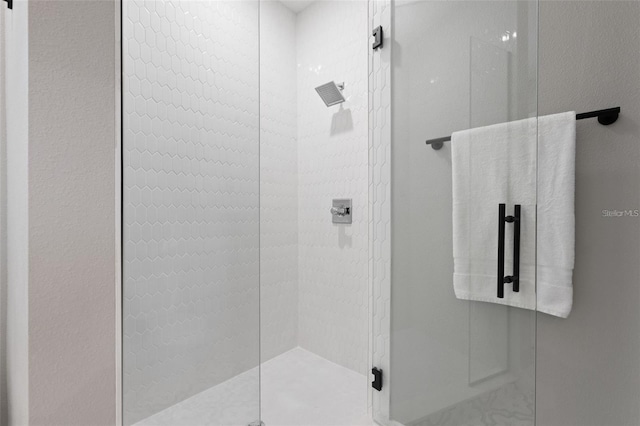 116 W Stanley St, Tampa, FL 33604 - full bathroom featuring a shower stall