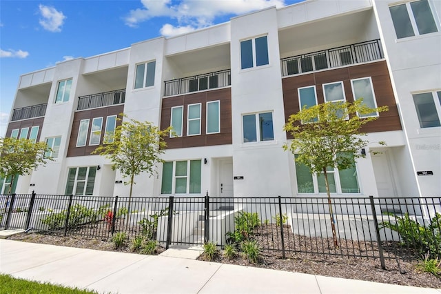 121 E Warren Ave Unit 1, Tampa, FL 33602 - view of building exterior