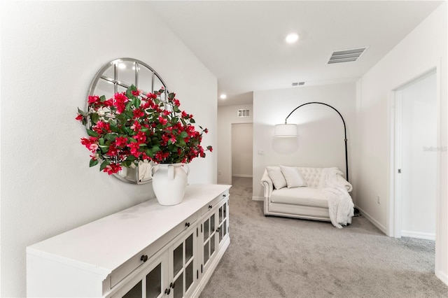 35780 Sunflower Hill Dr, Zephyrhills, FL 33541 - living area with visible vents and light carpet