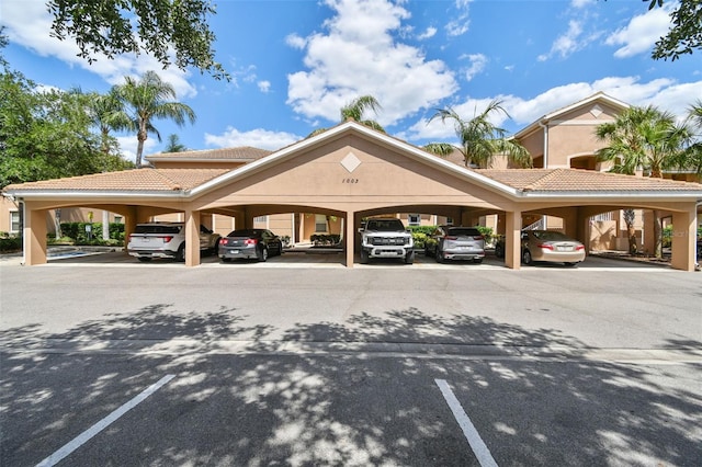 1003 Fairwaycove Ln Unit 103, Bradenton, FL 34212 - view of covered parking lot