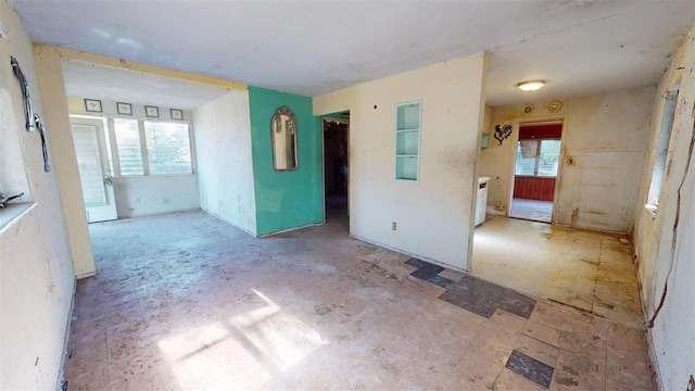5009 12th Ave S, Gulfport, FL 33707 - view of empty room