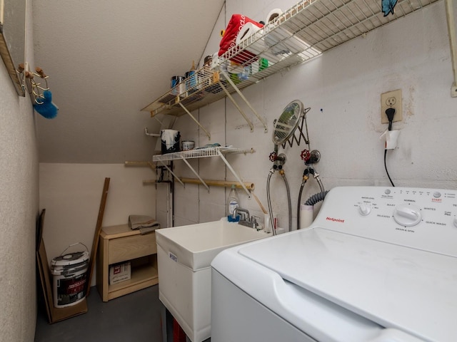 7085 Sunset Dr S Unit A, Saint Petersburg, FL 33707 - washroom with hookup for a washing machine