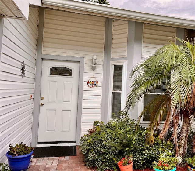 840 Franklin Cir, Palm Harbor, FL 34683 - view of doorway to property