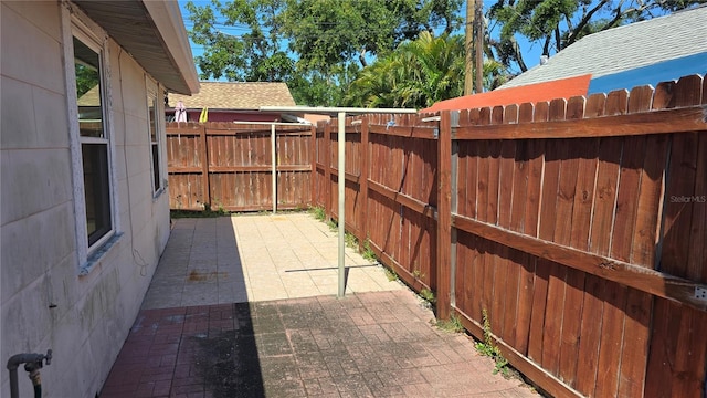 342 N 40th St N, Saint Petersburg, FL 33713 - view of patio with fence