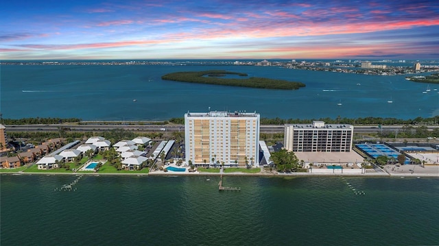 7200 Sunshine Skyway Ln S Unit 4B, Saint Petersburg, FL 33711 - aerial view of a nearby body of water