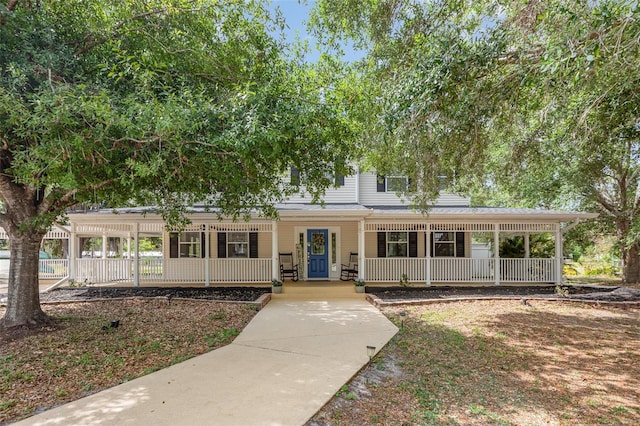 view of front of house with covered porch