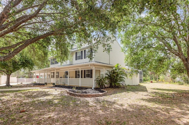 view of front of property with covered porch
