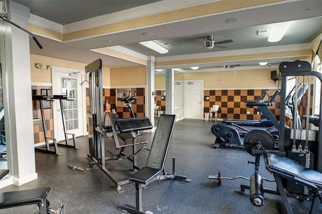workout area featuring ceiling fan