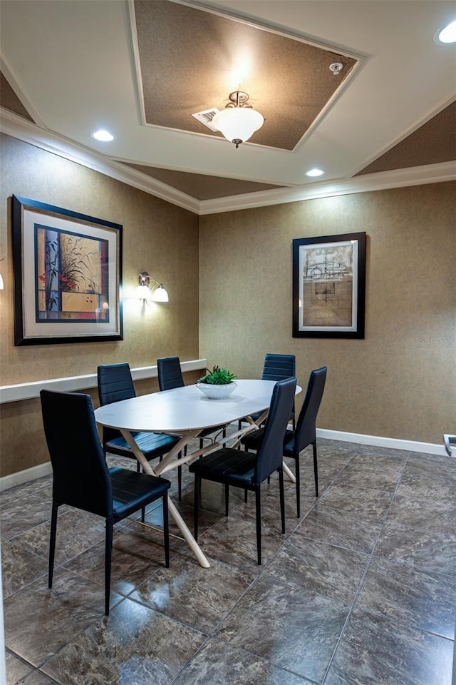 dining room featuring recessed lighting, baseboards, and ornamental molding