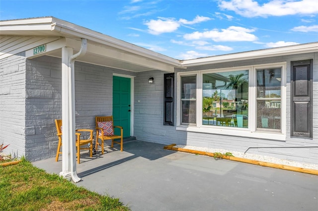 12700 5th Isle, Hudson, FL 34667 - entrance to property with brick siding
