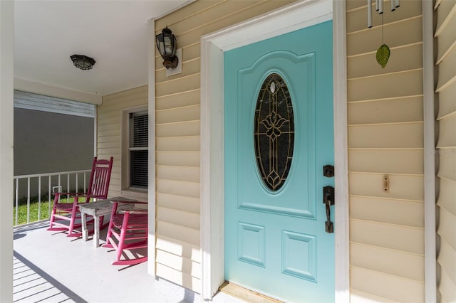 5607 Tanagergrove Way, Lithia, FL 33547 - entrance to property featuring a porch