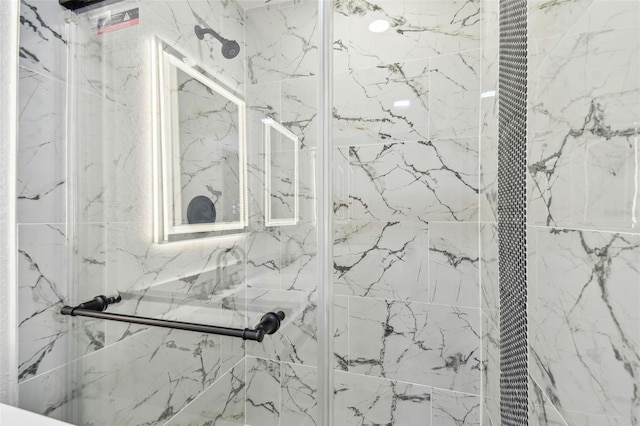 10011 N Annette Ave, Tampa, FL 33612 - bathroom with a marble finish shower