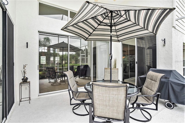 3023 Bent Creek Dr, Valrico, FL 33596 - view of patio featuring a grill