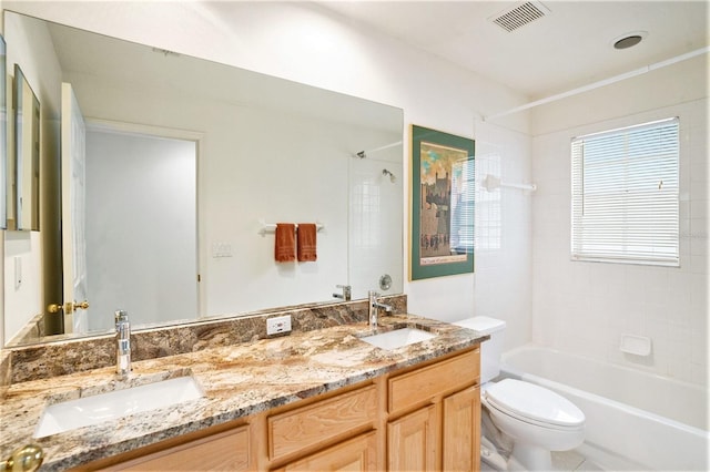 3023 Bent Creek Dr, Valrico, FL 33596 - bathroom with double vanity and shower / tub combination