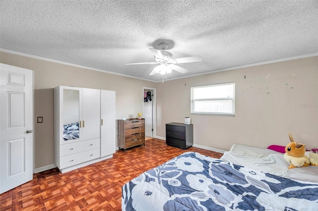 424 Forest Glen Ave, Lakeland, FL 33813 - bedroom featuring ornamental molding, baseboards, a textured ceiling, and ceiling fan