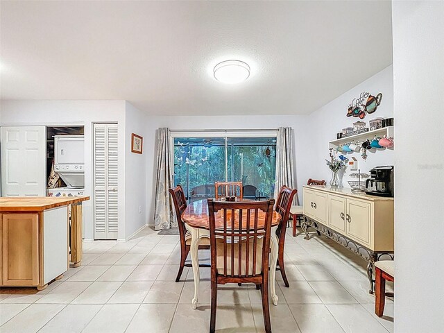 3078 Pointer Dr, Palm Harbor, FL 34683 - dining space with light tile patterned floors