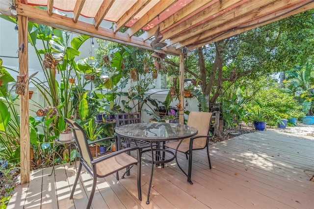 6407 E 112th Ave, Temple Terrace, FL 33617 - deck featuring outdoor dining space and a pergola