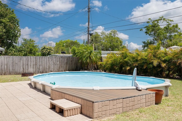 2153 Catalina Dr N, Clearwater, FL 33763 - view of pool with a hot tub and a patio