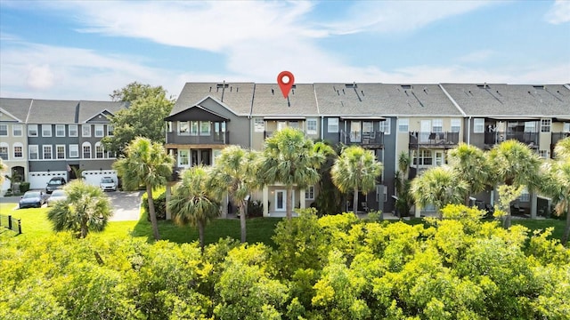 1476 Harbour Walk Rd, Tampa, FL 33602 - view of property with a residential view