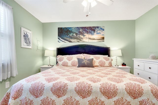 bedroom featuring ceiling fan