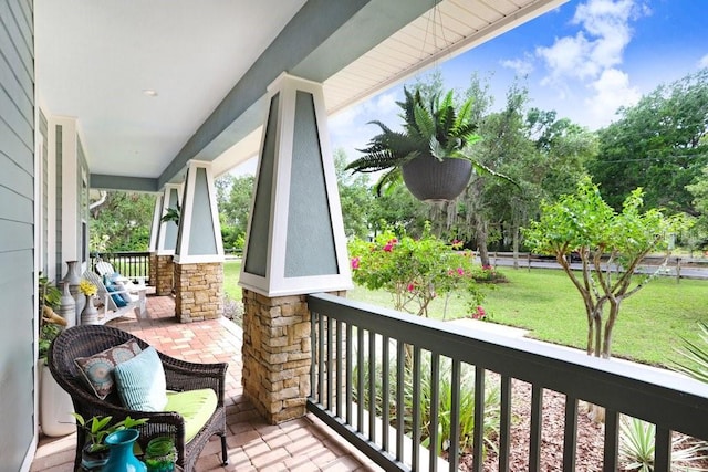 18929 Crescent Rd, Odessa, FL 33556 - balcony with covered porch