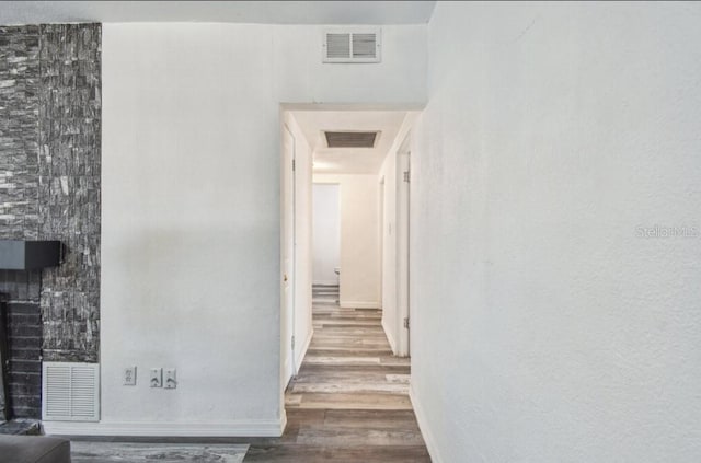 1247 21st St, Sarasota, FL 34234 - hall featuring wood finished floors and baseboards