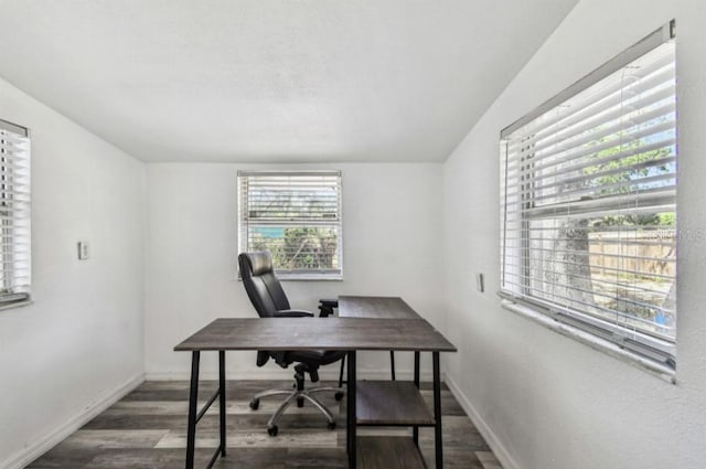 1247 21st St, Sarasota, FL 34234 - office area with wood finished floors and baseboards