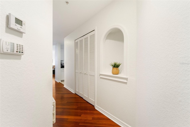 700 S Harbour Island Blvd Unit 342, Tampa, FL 33602 - hallway featuring wood finished floors and baseboards