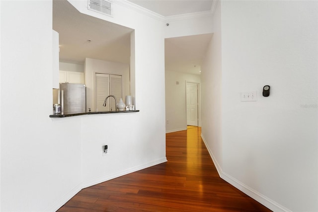 700 S Harbour Island Blvd Unit 342, Tampa, FL 33602 - hall with wood finished floors, baseboards, and crown molding