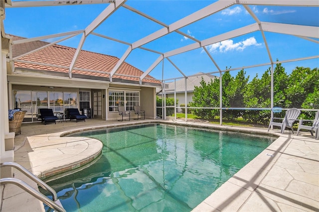 1109 SW 44th St, Cape Coral, FL 33914 - swimming pool featuring a patio area and a lanai