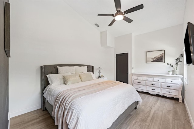 640 Kenneth Way, Tarpon Springs, FL 34689 - bedroom with a ceiling fan, baseboards, visible vents, and light wood-type flooring
