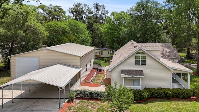 7165 Crk 655, Bushnell, FL 33513 - view of front of property featuring a garage, a shingled roof, and driveway