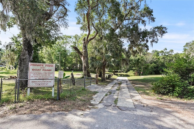 7165 Crk 655, Bushnell, FL 33513 - view of property's community featuring fence and a gate