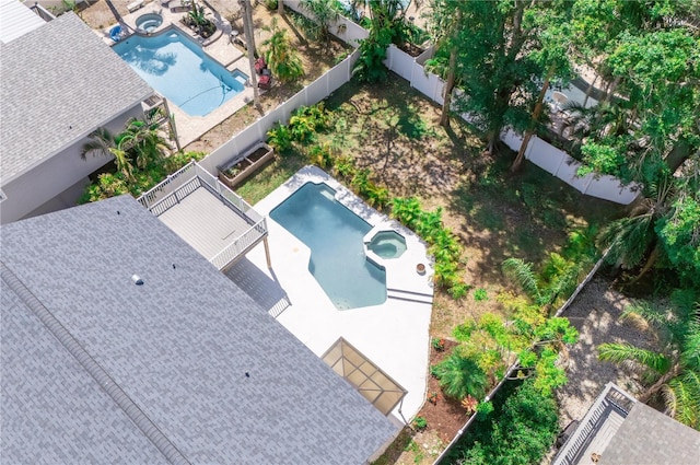 320 Crosswinds Dr, Palm Harbor, FL 34683 - view of subject property featuring a pool