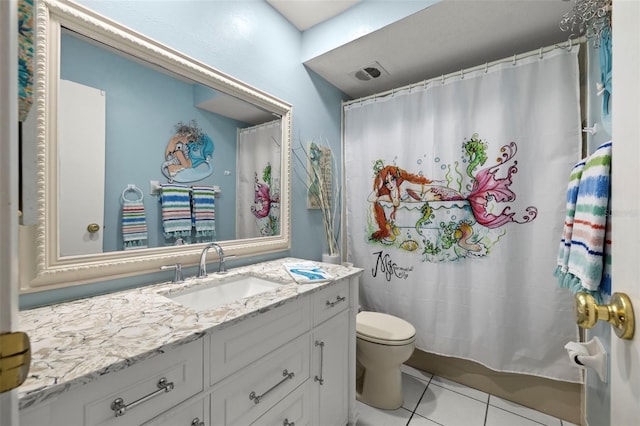 full bathroom featuring vanity, toilet, tile patterned floors, a shower with curtain, and visible vents
