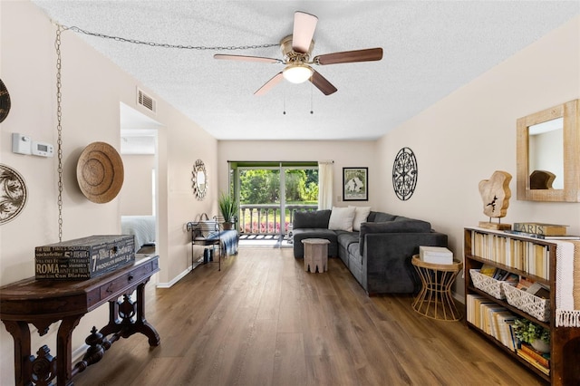 1250 S Pinellas Ave Unit 405, Tarpon Springs, FL 34689 - photo 2