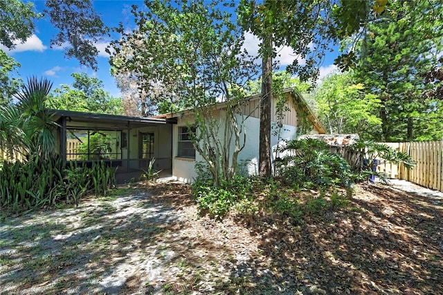 14615 Daybreak Dr, Lutz, FL 33559 - view of front facade featuring stucco siding