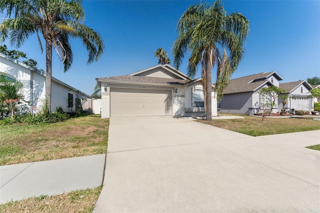 518 Royal Ridge St, Valrico, FL 33594 - single story home featuring an attached garage, a front yard, and concrete driveway
